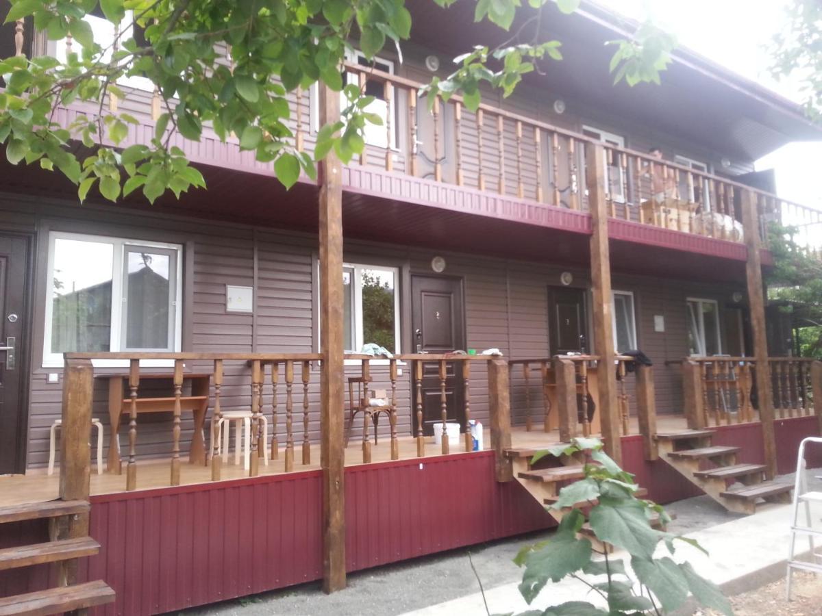 Guest House Yuzhnaya Palmira Pizunda Eksteriør bilde